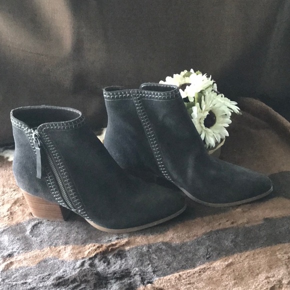 Sole Society Shoes - Sole Society Corinna dark grey 7.5 booties